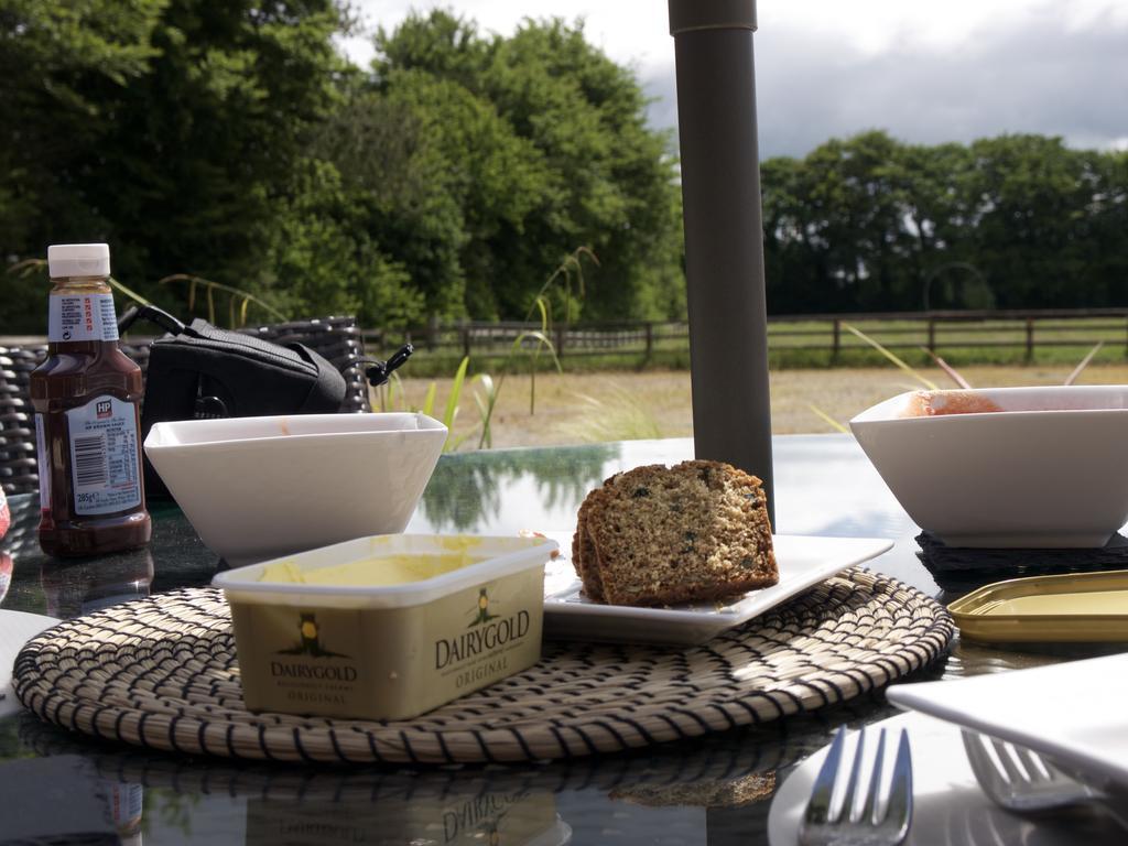 Monart Farm Lodge Milehouse Экстерьер фото